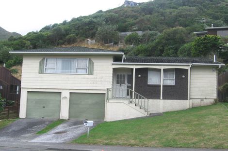 Photo of property in 17 Gaya Grove, Ngaio, Wellington, 6035