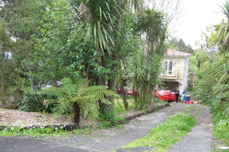 Photo of property in 11 Raroa Terrace, Waiatarua, Auckland, 0604