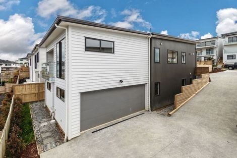 Photo of property in 29 Ascension Crescent, Orewa, 0931