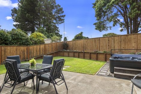 Photo of property in 52 Kawau Crescent, Bromley, Christchurch, 8062