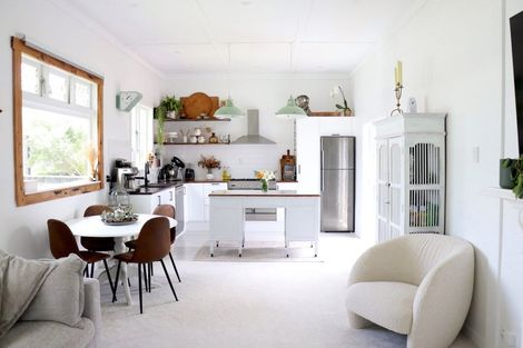 Photo of property in 32 Brookes Street, Inglewood, 4330