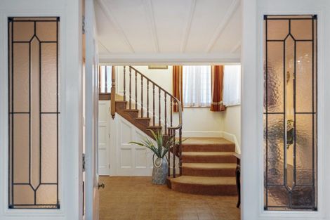 Photo of property in 38 Jubilee Avenue, Devonport, Auckland, 0624