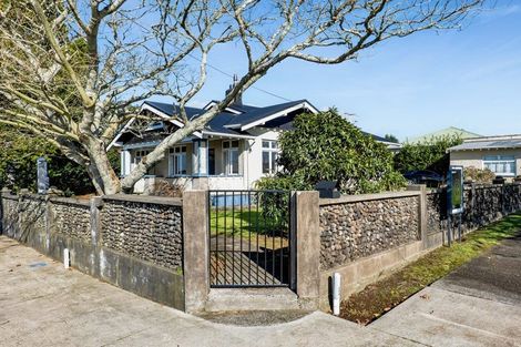 Photo of property in 15 Seyton Street, Stratford, 4332