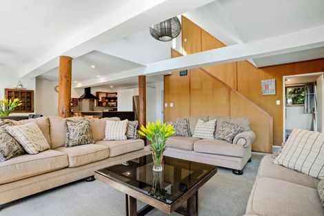 Photo of property in 3a Whiorau Grove, Lowry Bay, Lower Hutt, 5013