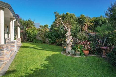 Photo of property in 6 Hillcrest Lane, Levin, 5510