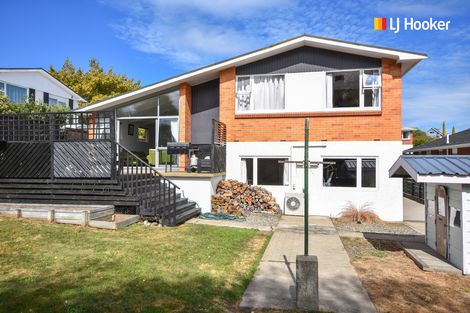Photo of property in 7 Kinmont Crescent, Kinmont Park, Mosgiel, 9024