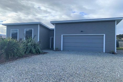 Photo of property in 120 Rob Roy Lane, Wanaka, 9305