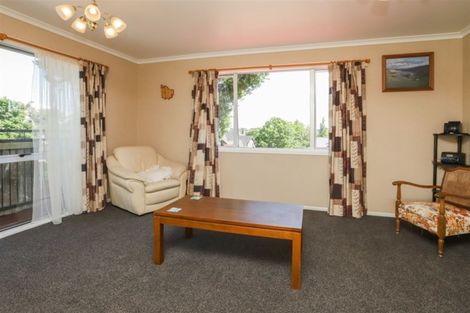 Photo of property in 182 Totara Drive, Pukete, Hamilton, 3200