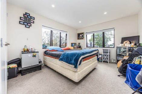 Photo of property in 33a Clendon Avenue, Papatoetoe, Auckland, 2025