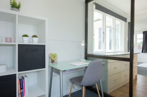 Photo of property in 14 Burgess Street, Green Island, Dunedin, 9018