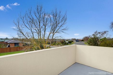 Photo of property in 10 Thomas Lane, Rangiora, 7400