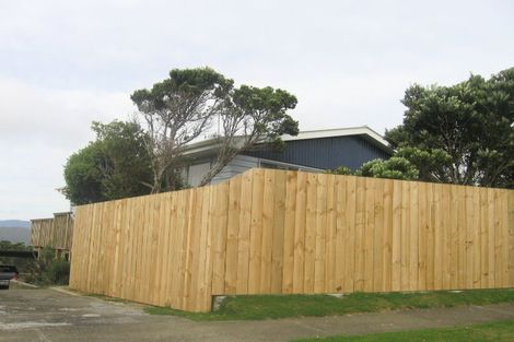 Photo of property in 5 Cherry Blossom Grove, Maungaraki, Lower Hutt, 5010