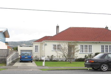 Photo of property in 245 Naenae Road, Naenae, Lower Hutt, 5011