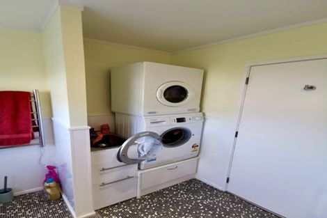 Photo of property in 20b Invercargill Drive, Kelson, Lower Hutt, 5010