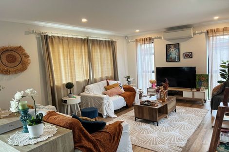 Photo of property in 2f Millen Avenue, Pakuranga, Auckland, 2010