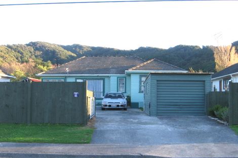 Photo of property in 51 Totara Street, Wainuiomata, Lower Hutt, 5014