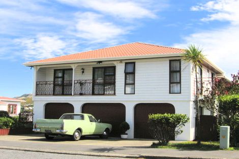 Photo of property in 10 Witham Street, Island Bay, Wellington, 6023