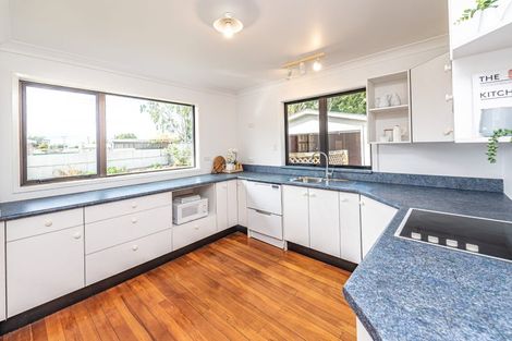 Photo of property in 6 No 2 Line, Durie Hill, Whanganui, 4500