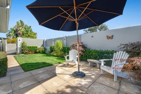 Photo of property in 39 Grand Drive, Orewa, 0931