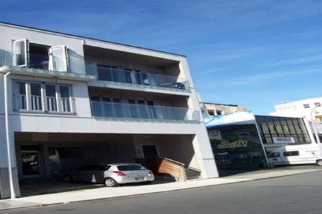 Photo of property in 6/35 Home Street, Mount Victoria, Wellington, 6011