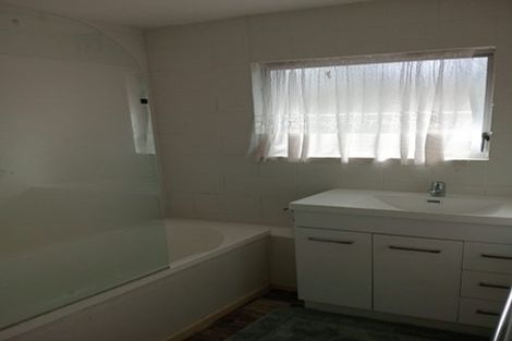 Photo of property in 2/6 Liverpool Street, Hamilton Central, Hamilton, 3204