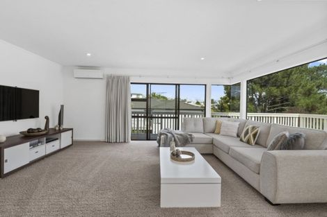 Photo of property in 2/60 Killarney Avenue, Torbay, Auckland, 0630