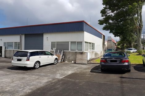 Photo of property in 14a Hepburn Road, Glendene, Auckland, 0602