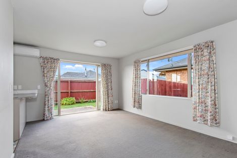 Photo of property in 2/318 Waterloo Road, Islington, Christchurch, 8042
