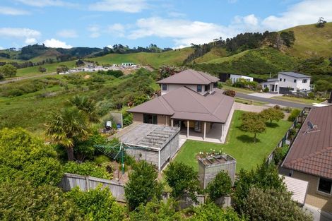 Photo of property in 39 Browns Drive, Waihi Beach, 3611