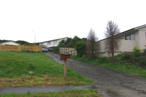 Photo of property in 33 Dahlstrom Grove, Kelvin Grove, Palmerston North, 4414