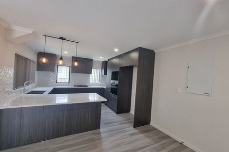 Photo of property in 34b Tawa Crescent, Manurewa, Auckland, 2102