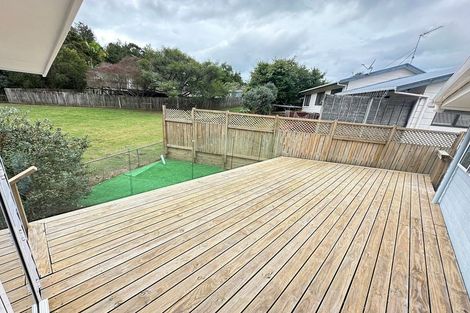 Photo of property in 2/130 Spinella Drive, Bayview, Auckland, 0629