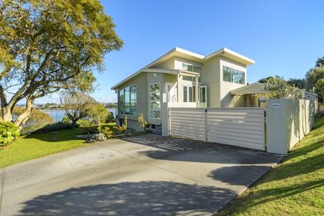 Photo of property in 77 Goods Road, Otumoetai, Tauranga, 3110