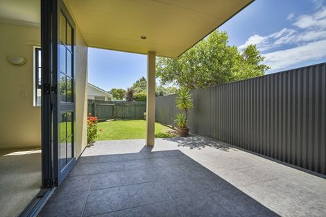 Photo of property in 1420b Karamu Road North, Mayfair, Hastings, 4122