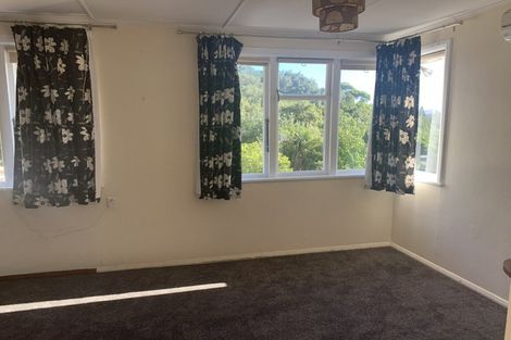 Photo of property in 8 Ngahue Crescent, Elsdon, Porirua, 5022
