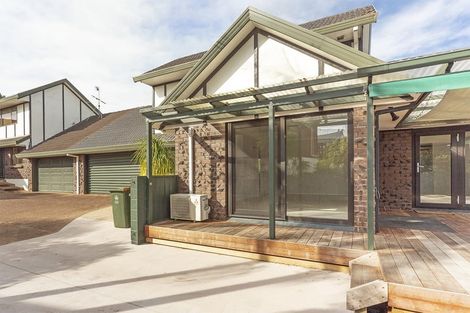 Photo of property in 2/6 Venus Place, Half Moon Bay, Auckland, 2012