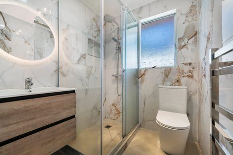 Photo of property in 14b Pipitea Place, Massey, Auckland, 0614