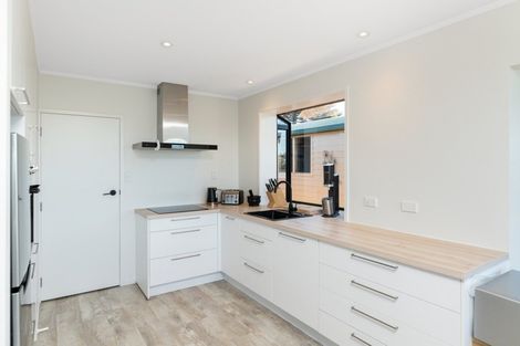 Photo of property in 27b Rewarewa Place, Matua, Tauranga, 3110