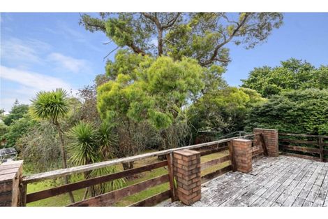 Photo of property in 17 Hilling Street, Titirangi, Auckland, 0604