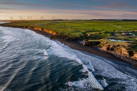 Photo of property in 21 Rosemount Road, Waverley, 4591