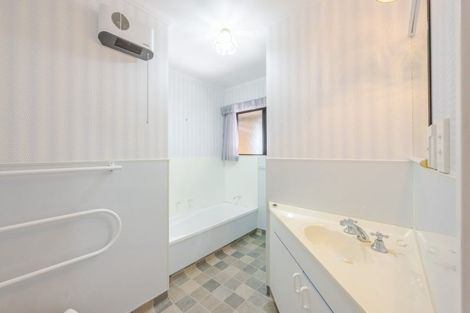 Photo of property in 54 Mount Herbert Road, Waipukurau, 4200