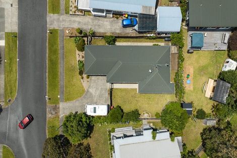 Photo of property in 6 Papaunahi Road, Bowentown, Waihi Beach, 3177