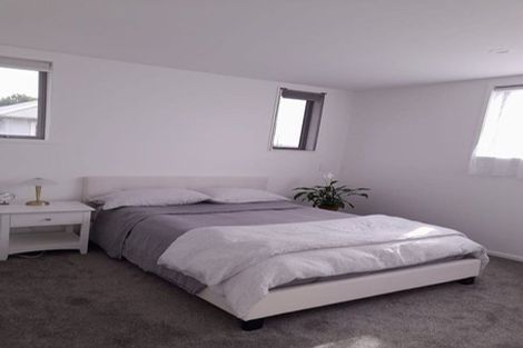 Photo of property in 2/11 Cressy Street, Waterloo, Lower Hutt, 5011