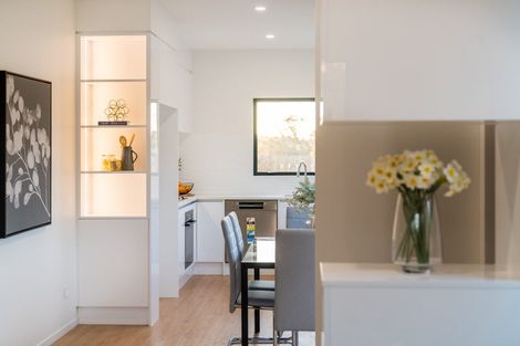 Photo of property in 23a West Harbour Drive, West Harbour, Auckland, 0618