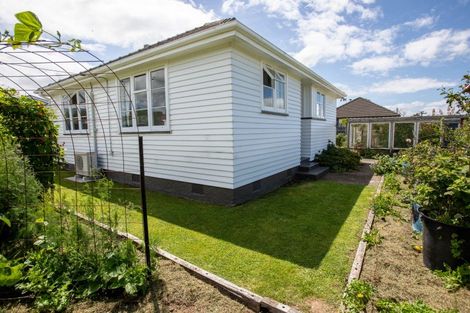 Photo of property in 21 Hall Street, Woodville, 4920