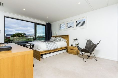 Photo of property in 41 Milford Road, Milford, Auckland, 0620