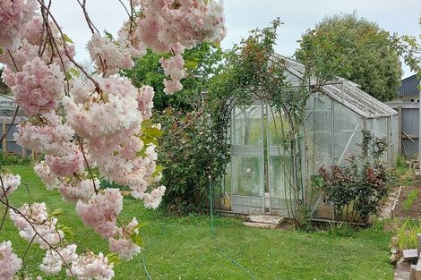 Photo of property in 5 Dalton Place, Burnside, Christchurch, 8053