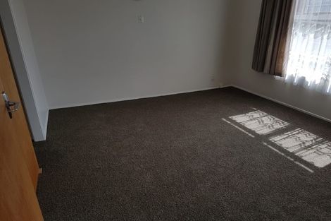 Photo of property in 2/211 Forrest Hill Road, Forrest Hill, Auckland, 0620