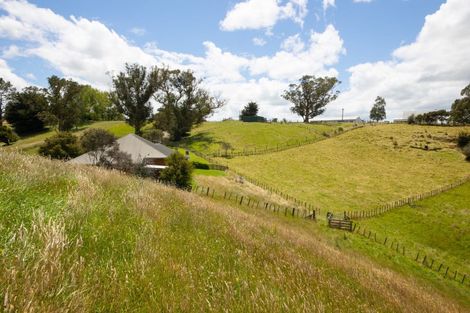 Photo of property in 137 Knorp Street, Halcombe, Feilding, 4779