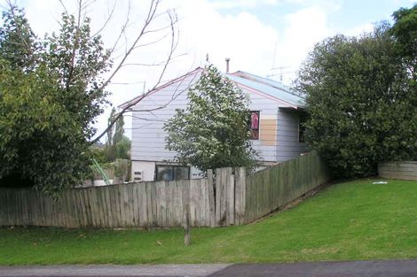 Photo of property in 4 Raelene Place, Massey, Auckland, 0614